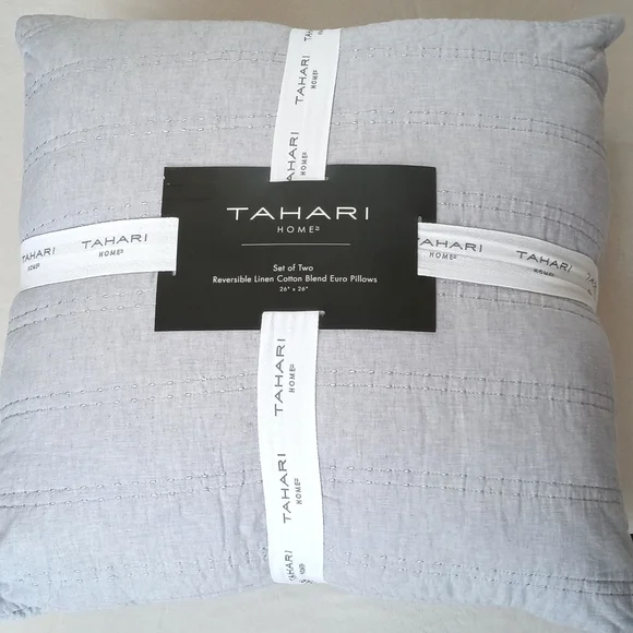*Relisted* Tahari Home Set of 2 Euro Pillows Shams Pillow Inserts Chambray Blue - Picture 5 of 8